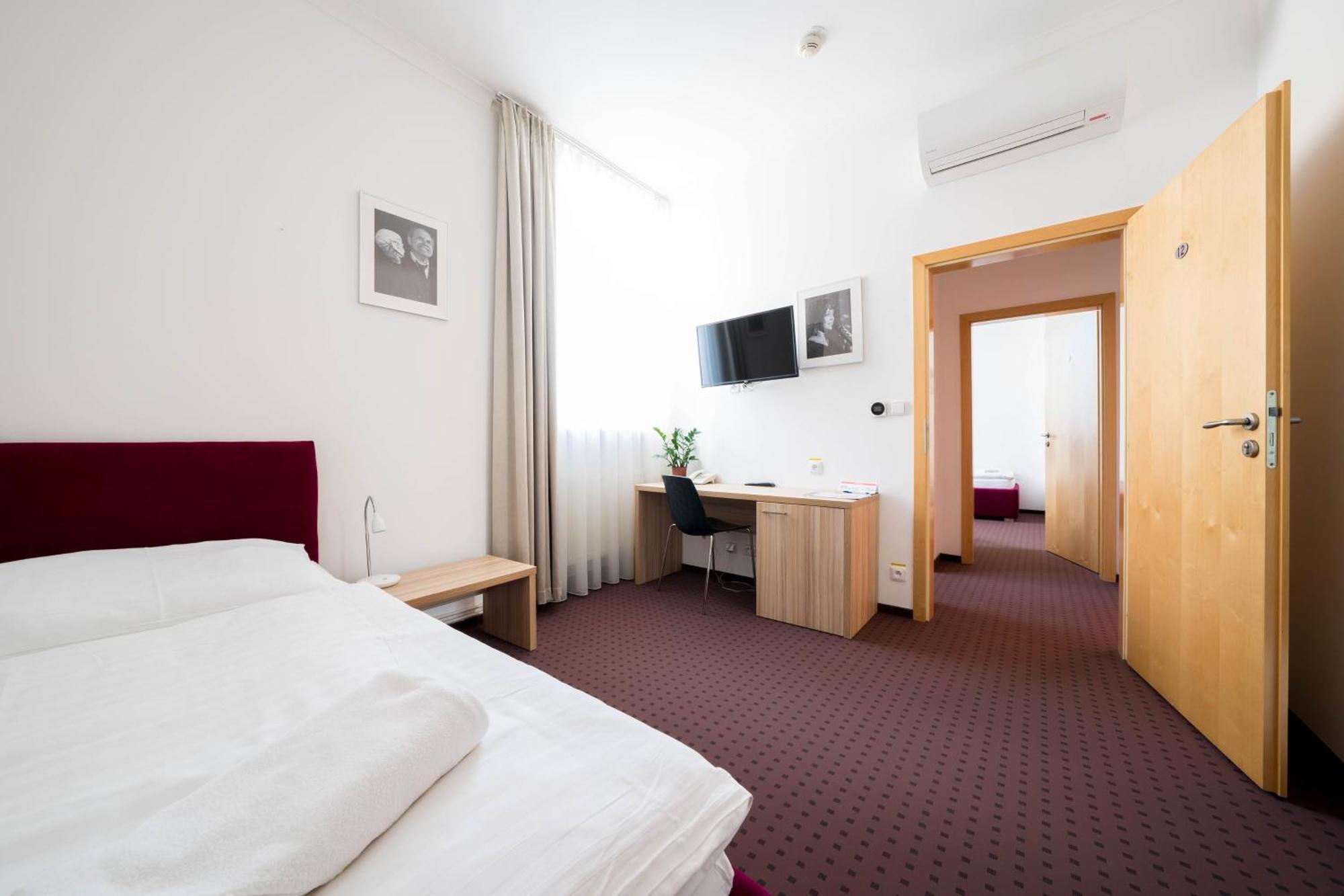 Mini Hotel Akord Ostrava Eksteriør bilde